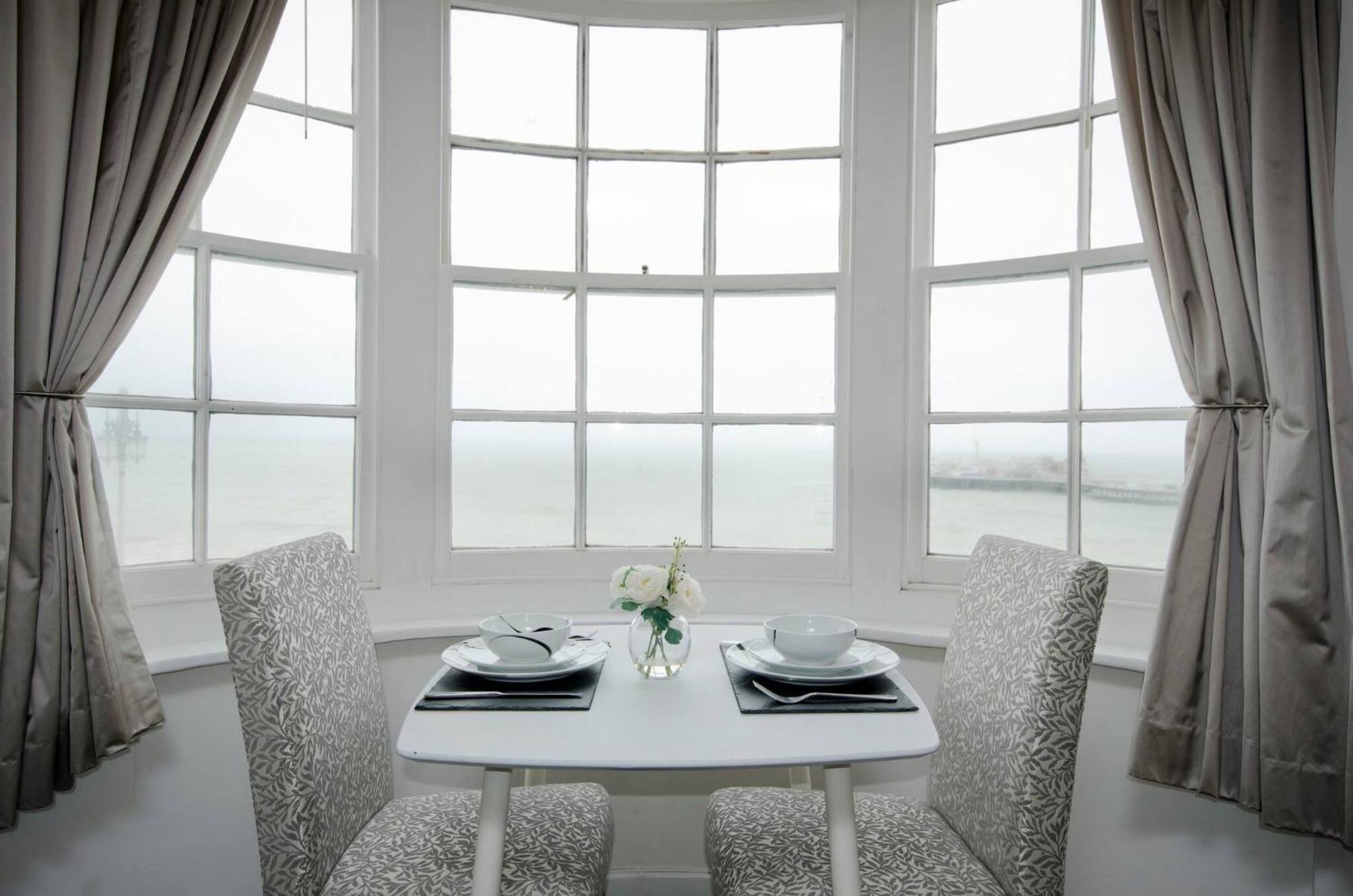 Seaview Regency Apartment With Private Parking Hove Extérieur photo